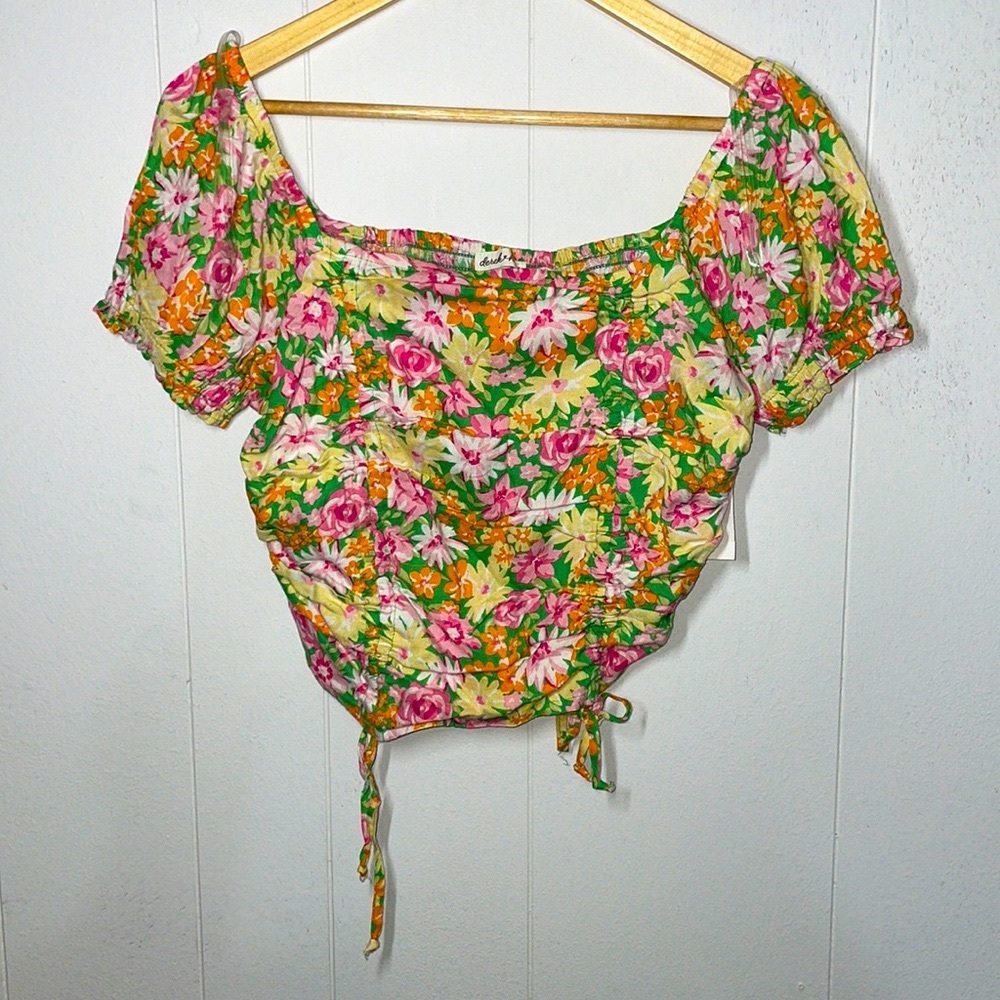Derek Heart Floral Corset Style Top - Picture 3 of 9